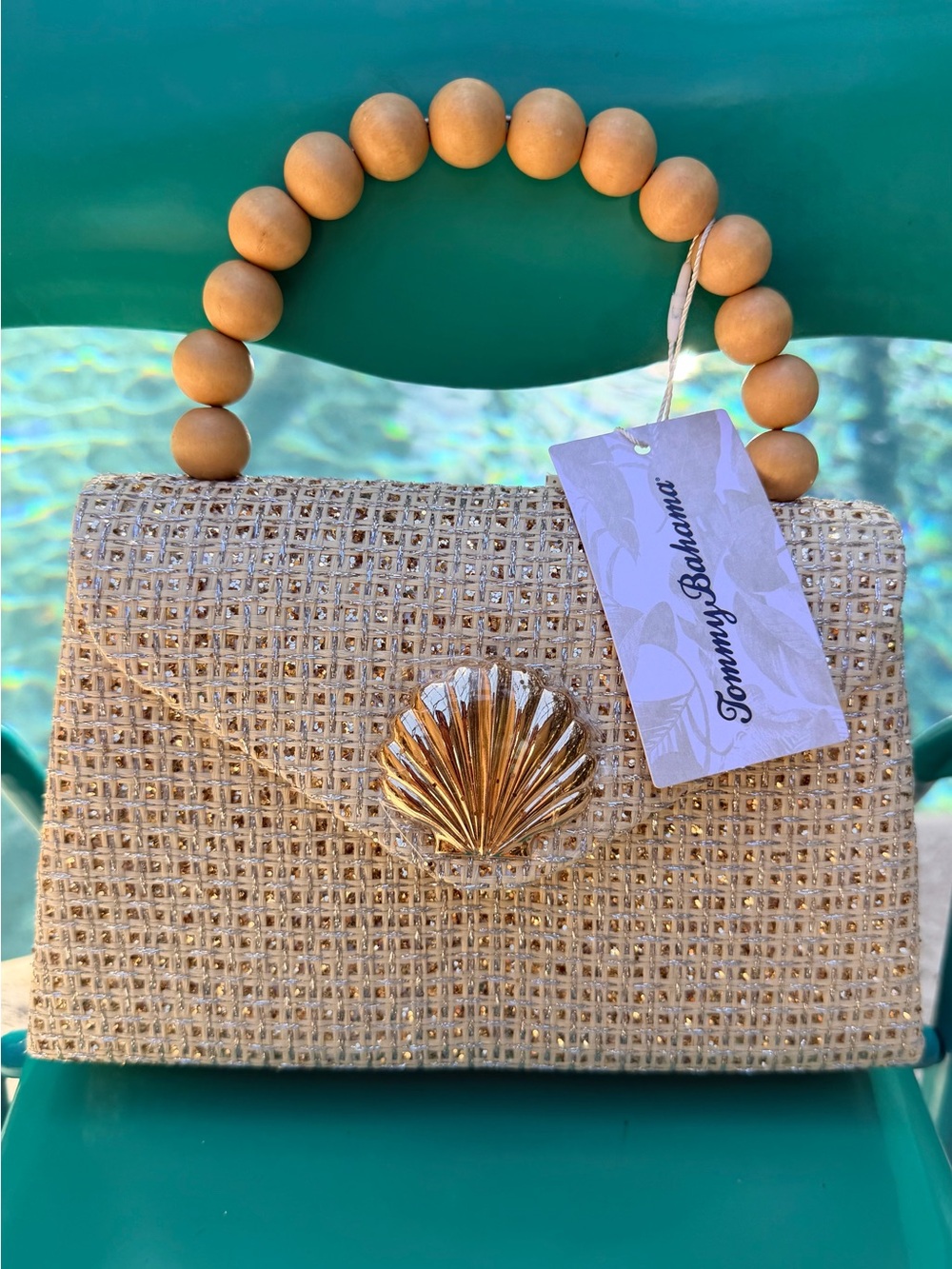 NWT Tommy Bahama Woven Wooden Beaded Top-Handle, crossbody chain Seashell accent